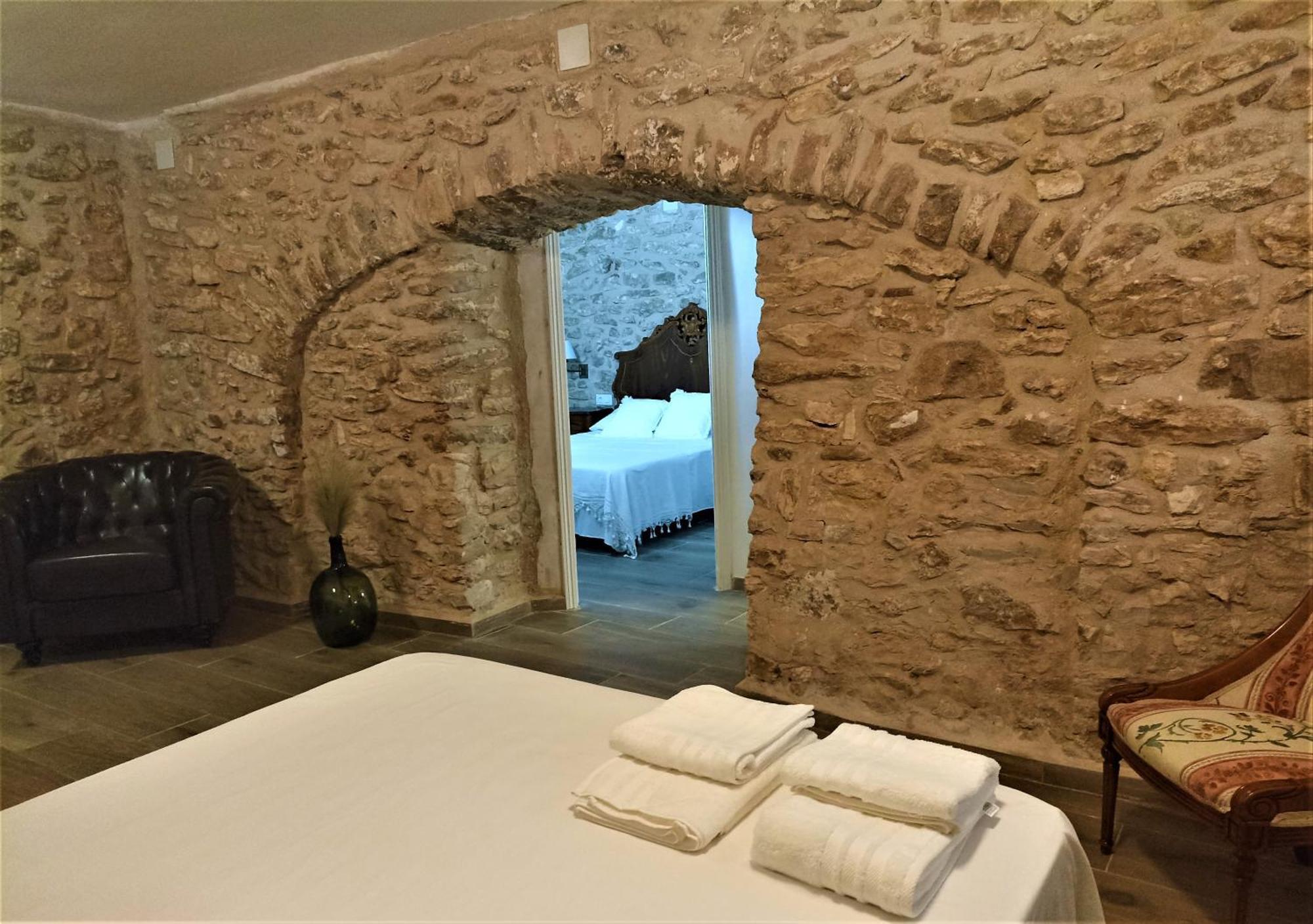 Apartamentos/Casa Rural Plaza Mayor San Jorge  Экстерьер фото